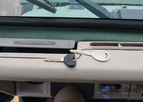 1988 Jeep Wrangler Sport from USA, damaged, VIN 2BCCZ81K6JB543582